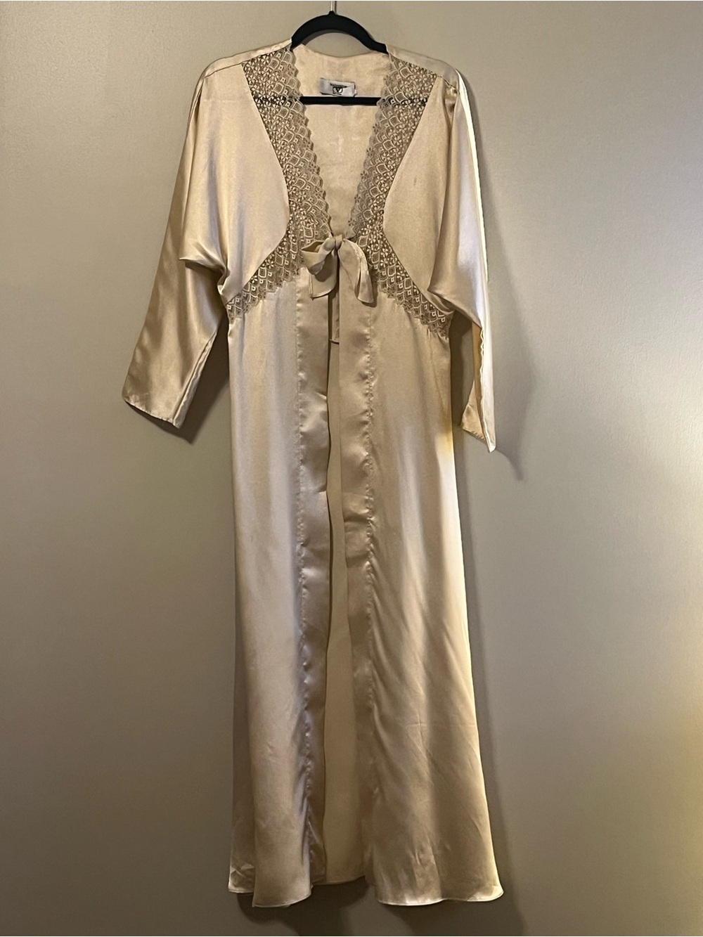 Valentino Intimo Cream Satin Lace-Trim Dressing Gown